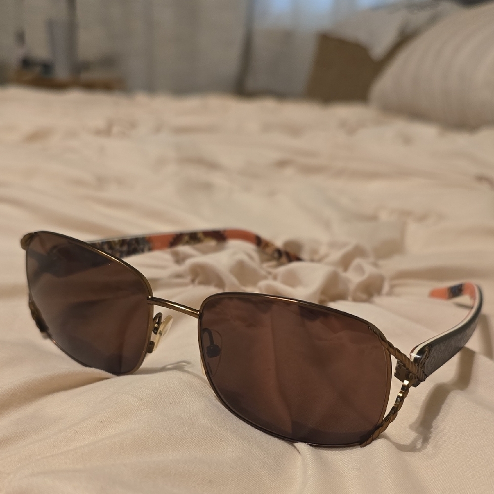 Vera Bradley "Call Me Coral" Bronze Sunglasses, EUC